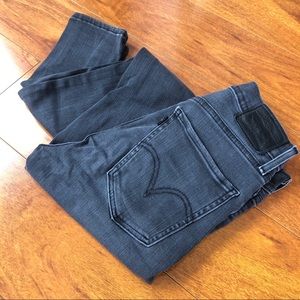 Levi’s Mile High Super Skinny